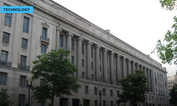 Cracking the Walled Garden: Washington's Antitrust Siege on Big Tech AI